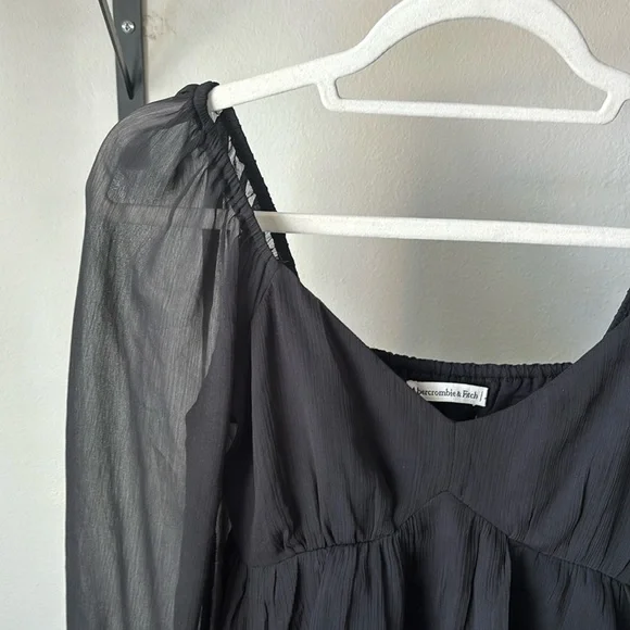 A&F - BLACK RUFFLE DRESS - Picture 4 of 13